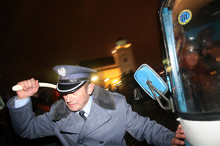 Starcia ZOMO z Opozycją na pl. Zamkowym