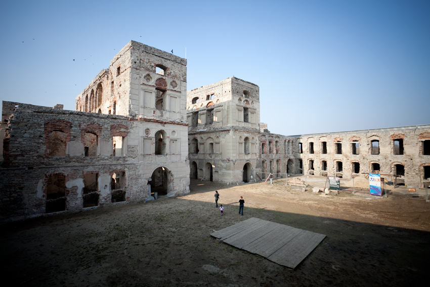 Krzyżtopór / Robert Danieluk